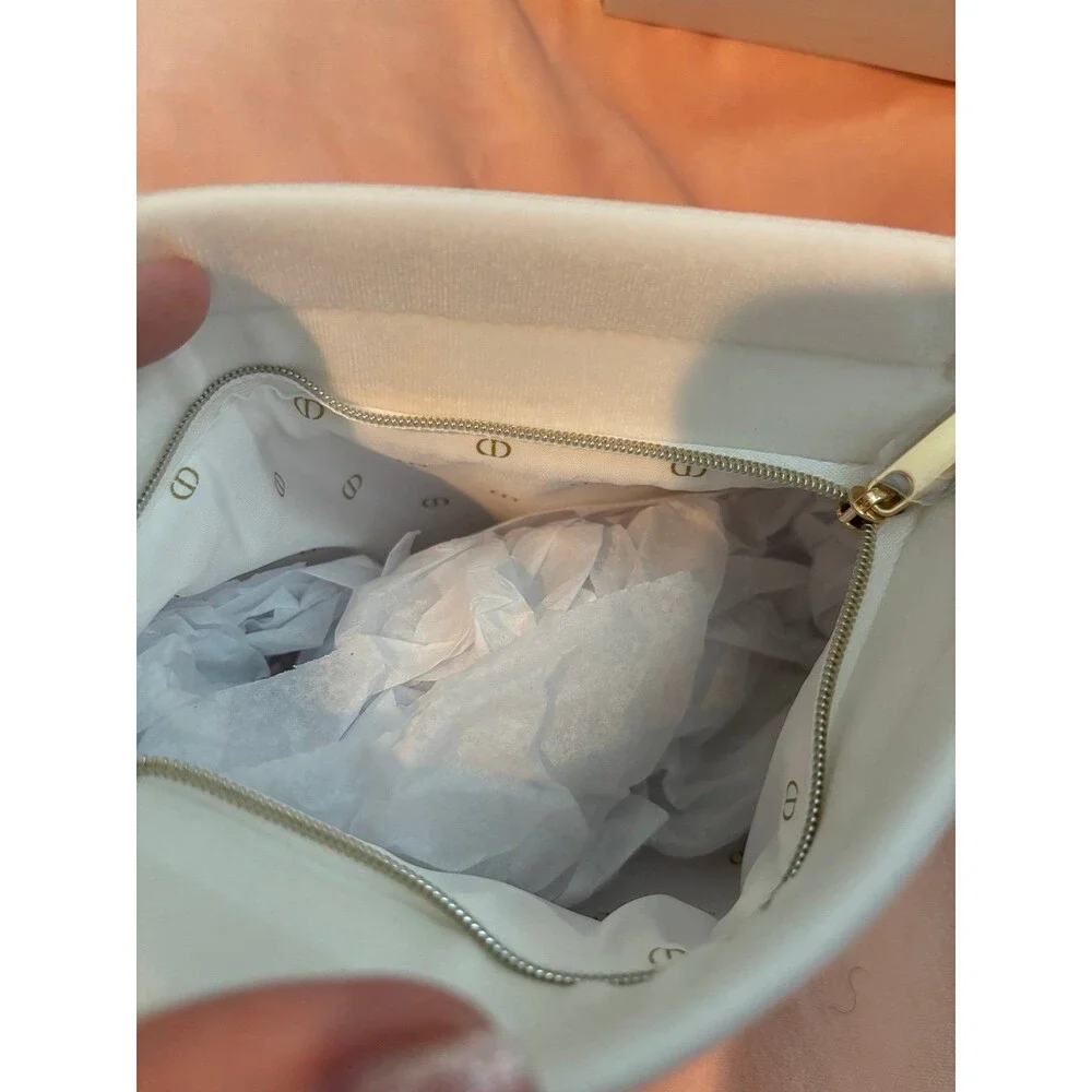 Dior white velvet Trousse - Picture 6 of 6